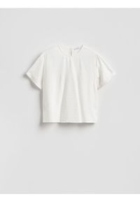 Reserved - T-shirt z wiązaniem - biały. Kolor: biały. Materiał: wiskoza, tkanina. Wzór: gładki. Styl: klasyczny #1