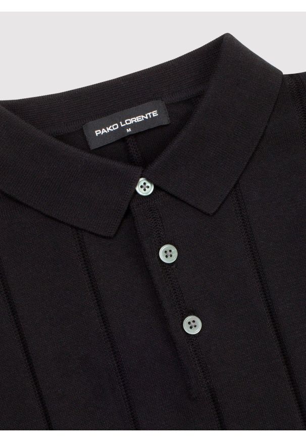Pako Lorente - PAKO LORENTE - Czarne polo swetrowe w prążek. Okazja: na co dzień. Typ kołnierza: polo. Kolor: beżowy, czarny. Materiał: bawełna. Długość rękawa: krótki rękaw. Długość: krótkie. Wzór: prążki. Styl: casual