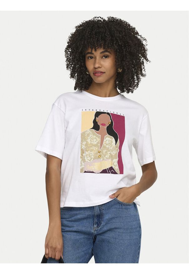 only - ONLY T-Shirt Susan 15372179 Biały Regular Fit. Kolor: biały. Materiał: bawełna
