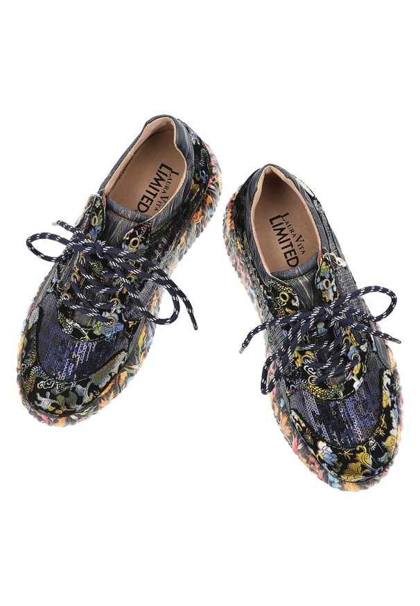 Niebieskie Sneakersy Laura Vita Eleganckie Obuwie Damskie. Okazja: na co dzień. Zapięcie: sznurówki. Kolor: niebieski. Wzór: nadruk. Styl: elegancki