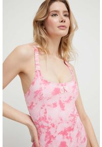 Calvin Klein jednoczęściowy strój kąpielowy kolor różowy lekko usztywniona miseczka. Kolor: różowy. Materiał: włókno, materiał #3
