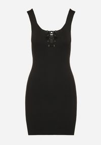 Born2be - Czarna Dopasowana Sukienka ze Sznurowaniem przy Dekolcie Tilawena. Okazja: na co dzień. Kolor: czarny. Typ sukienki: oversize. Styl: elegancki, casual #7