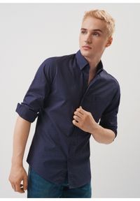 Ochnik - Granatowa koszula męska w groszki. Kolor: niebieski. Materiał: bawełna. Wzór: grochy