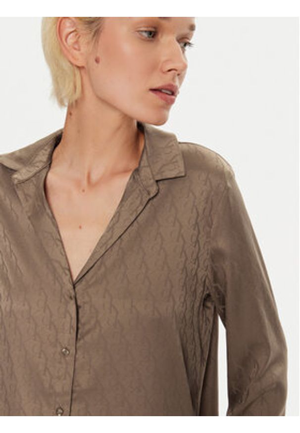 Calvin Klein Koszulka piżamowa Buttondown 000QS7302E Brązowy Regular Fit. Kolor: brązowy. Materiał: syntetyk