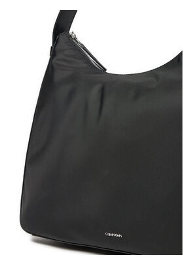 Calvin Klein Torebka Ck Sense Medium Shopper_Nylon K60K613128 Czarny. Kolor: czarny. Materiał: skórzane