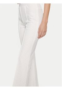 Marc Aurel Spodnie materiałowe 1716 7001 93305 Biały Regular Fit. Kolor: biały. Materiał: bawełna