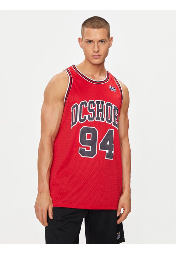 DC Tank top Shy Town Jersey ADYKT03230 Czerwony Regular Fit. Kolor: czerwony. Materiał: syntetyk