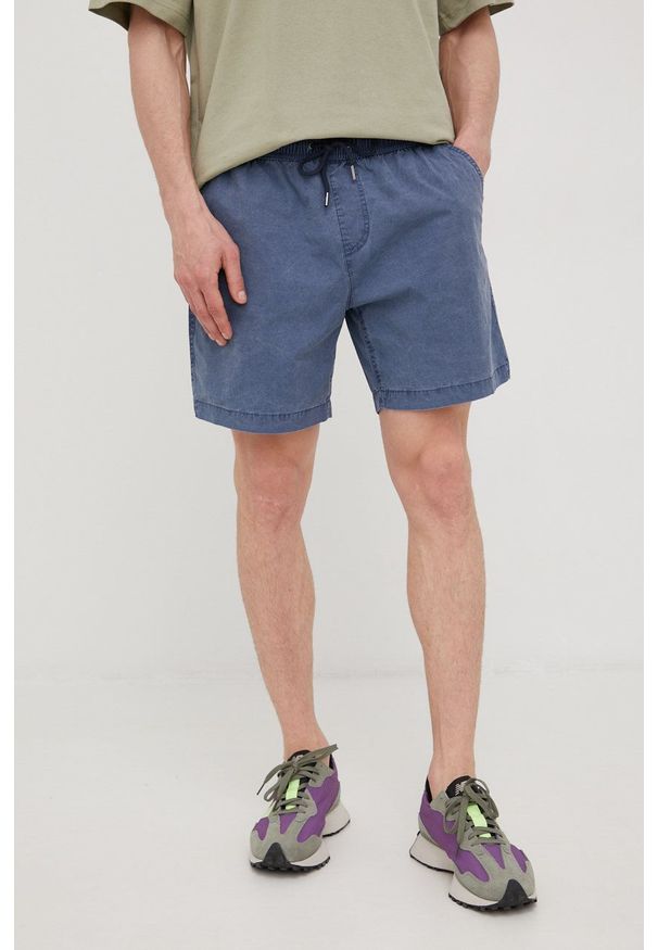 Quiksilver szorty męskie kolor fioletowy. Okazja: na co dzień. Kolor: fioletowy. Materiał: tkanina. Wzór: gładki. Styl: casual