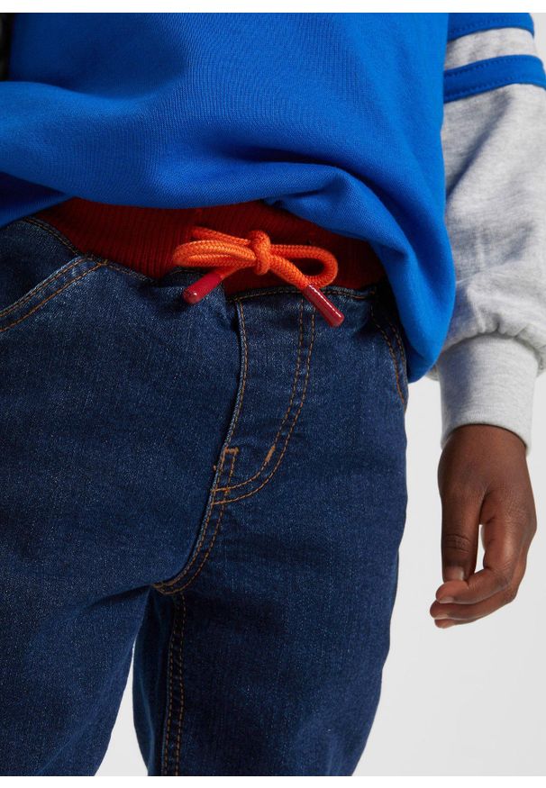 bonprix - Dżinsy termiczne na podszewce z dżerseju, regular fit, straight. Kolor: niebieski