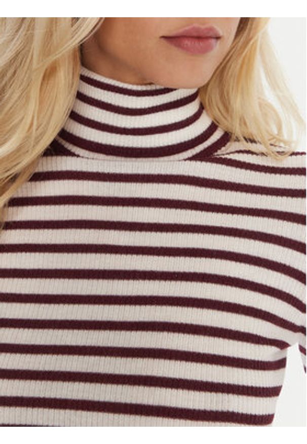 Robe di Kappa Golf 64114XW Biały Regular Fit. Typ kołnierza: golf. Kolor: biały. Materiał: wełna