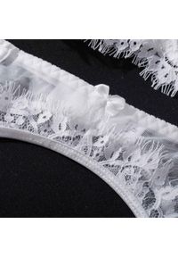Intica - Komplet bielizny koronkowej z eleganckimi detalami Shaquana. Kolor: biały. Materiał: koronka. Wzór: koronka #2