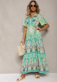 Renee - Zielona Boho Sukienka z Wiskozy z Ozdobnymi Guzikami i Cienkim Paskiem w Talii Dimosia. Okazja: na co dzień. Typ kołnierza: dekolt w kształcie V. Kolor: zielony. Materiał: wiskoza. Sezon: lato. Typ sukienki: proste. Styl: boho #4