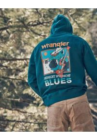 Wrangler - WRANGLER HOODIE MĘSKA BLUZA Z KAPTUREM LOGO DEEP TEAL 112341222. Typ kołnierza: kaptur #4