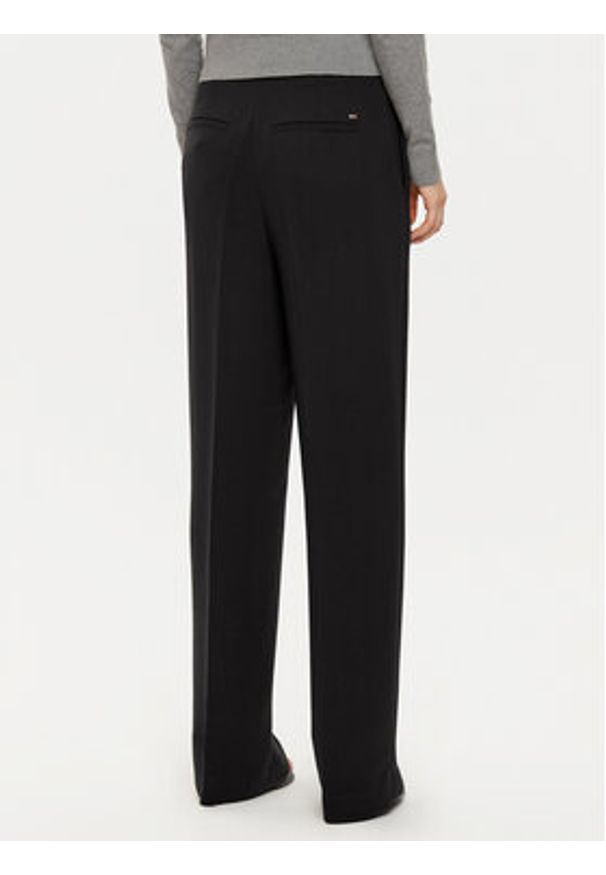 TOMMY HILFIGER - Tommy Hilfiger Spodnie materiałowe WW0WW45445 Czarny Regular Fit. Kolor: czarny. Materiał: syntetyk