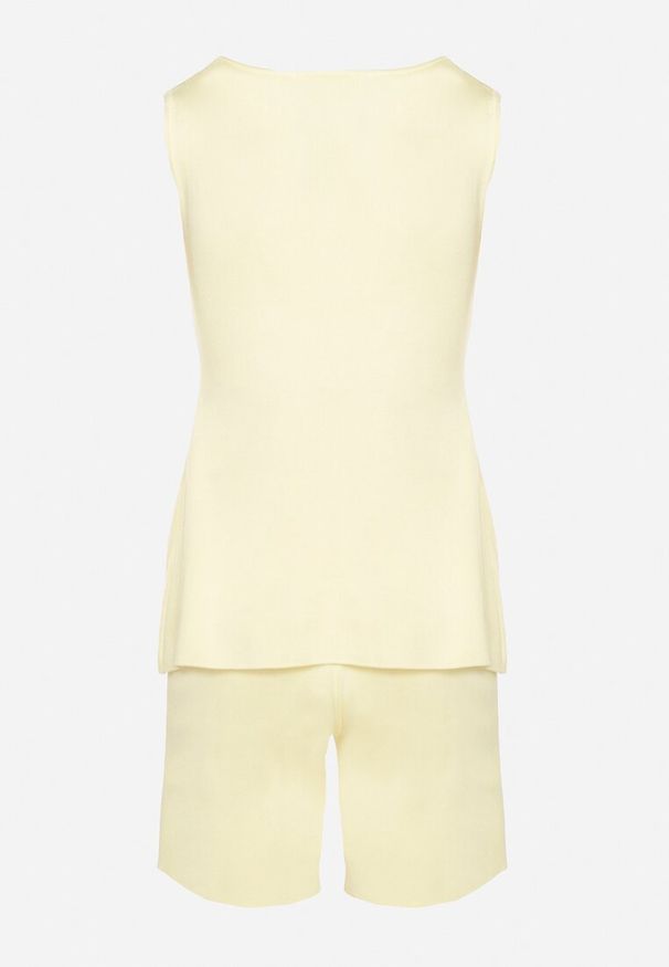Born2be - Żółty Komplet Kamizelka na Guziki i Szorty Folaya. Kolor: żółty