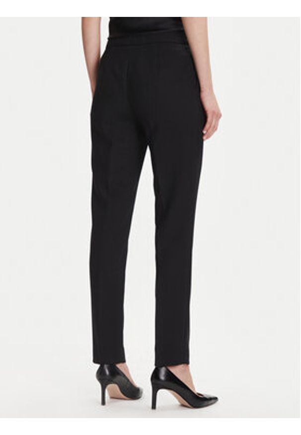 Luisa Spagnoli Spodnie materiałowe Otre 542530 Czarny Regular Fit. Kolor: czarny. Materiał: syntetyk
