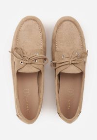 Born2be - Beżowe Mokasyny VICES ze Skórzaną Wkładką Ozdobione Wiązaniem Pireronei. Nosek buta: okrągły. Zapięcie: sznurówki. Kolor: beżowy. Materiał: skóra. Wzór: aplikacja. Obcas: na obcasie. Styl: klasyczny. Wysokość obcasa: niski #3