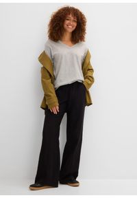 bonprix - Długi i szeroki T-shirt z dekoltem w serek, krótki rękaw (5 sztuk). Okazja: na co dzień. Typ kołnierza: dekolt w serek. Kolor: czerwony. Długość rękawa: krótki rękaw. Długość: krótkie. Sezon: lato. Styl: casual #2