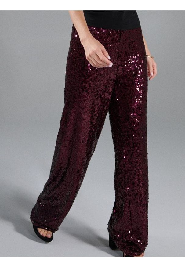 Sinsay - Spodnie wide leg z błyszczącymi cekinami - bordowy. Kolor: czerwony