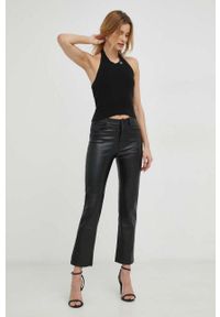Calvin Klein Jeans top damski kolor czarny. Kolor: czarny. Materiał: materiał. Wzór: aplikacja #5
