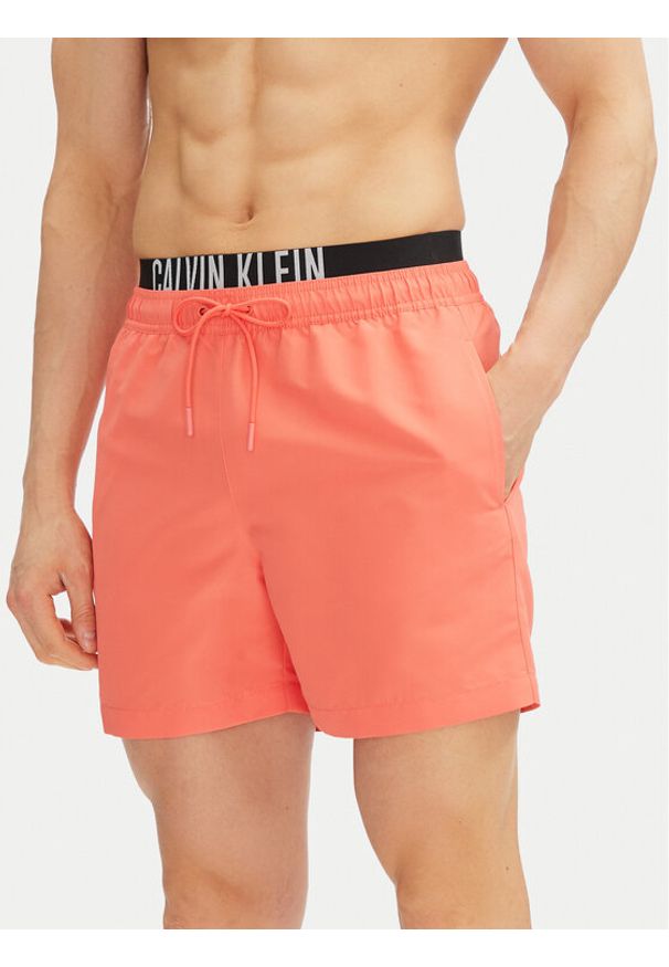 Calvin Klein Swimwear Szorty kąpielowe KM0KM01093 Różowy Regular Fit. Kolor: różowy. Materiał: syntetyk
