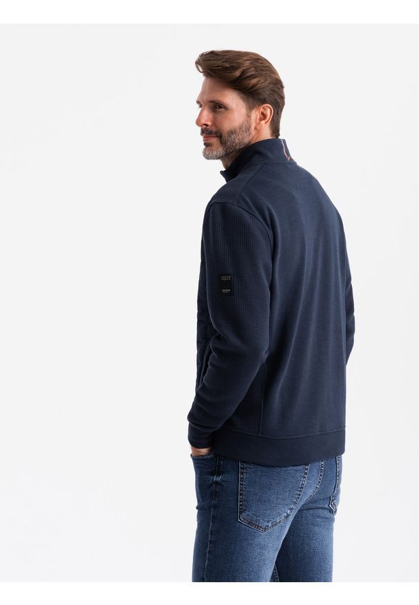 Ombre Clothing - Lekka rozpinana kurtka męska z pikowanym przodem – granatowa V1 OM-JANP-0193 - M. Typ kołnierza: kołnierzyk stójkowy. Kolor: niebieski. Materiał: tkanina, dzianina, bawełna, materiał, syntetyk, poliester. Styl: elegancki