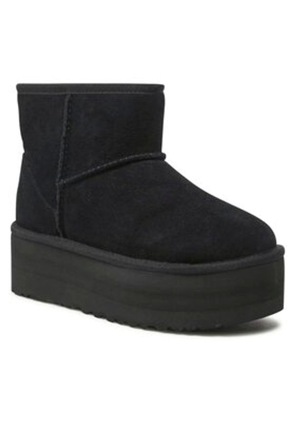 Ugg Śniegowce W Classic Mini Platform 1134991 Czarny. Kolor: czarny. Materiał: skóra. Obcas: na platformie