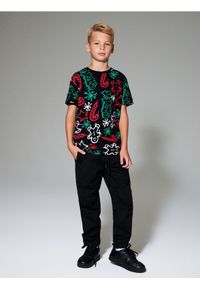 Sinsay - Ocieplane spodnie jogger z polarem wewnątrz - czarny. Kolor: czarny. Materiał: polar #1