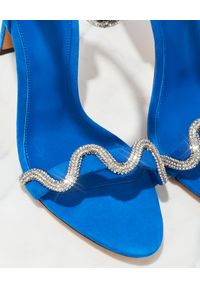 ALEXANDRE BIRMAN - Niebieskie sandały z zamszu Lori. Kolor: niebieski. Materiał: zamsz. Wzór: aplikacja. Obcas: na obcasie. Wysokość obcasa: średni #5