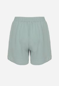 Born2be - Zielone Szorty z Wysokim Stanem i Wiązaniem Lunadria. Okazja: na co dzień. Stan: podwyższony. Kolor: zielony. Styl: elegancki, casual #4