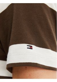 TOMMY HILFIGER - Tommy Hilfiger T-Shirt Script WW0WW45746 Brązowy Regular Fit. Kolor: brązowy. Materiał: bawełna #5
