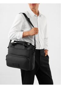 Hunter Torba na laptopa HTR-E-001-05 Czarny. Kolor: czarny. Materiał: materiał, poliester