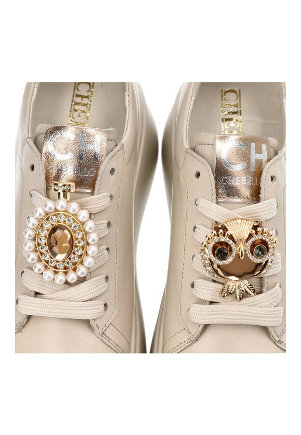 CheBello - Beżowe Modne Sneakersy Chebello Z Ozdobami. Okazja: na co dzień. Kolor: beżowy. Materiał: jeans, materiał. Wzór: aplikacja. Obcas: na platformie