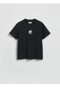 Reserved - T-shirt regular z nadrukiem - czarny. Kolor: czarny. Materiał: bawełna, dzianina. Wzór: nadruk #1