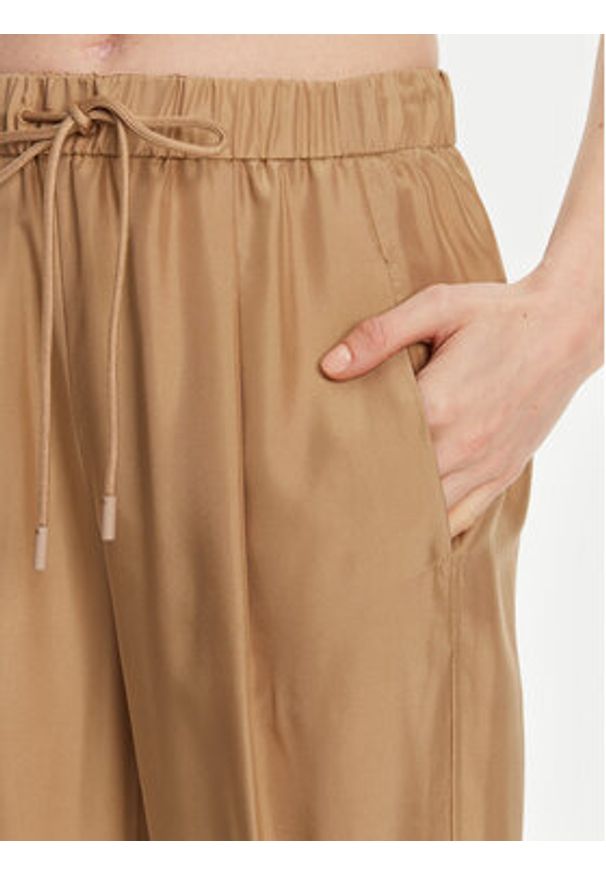 Marella Spodnie materiałowe Abetaia 2513131095 Beżowy Relaxed Fit. Kolor: beżowy. Materiał: jedwab