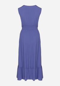 Born2be - Niebieska Wiskozowa Sukienka o Kopertowym Kroju z Falbanką Uliria. Kolor: niebieski. Materiał: wiskoza. Typ sukienki: kopertowe. Styl: elegancki #5