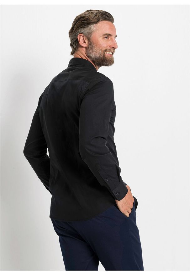 Koszula ze stretchem Slim Fit bonprix czarny. Kolor: czarny. Długość rękawa: długi rękaw. Długość: długie