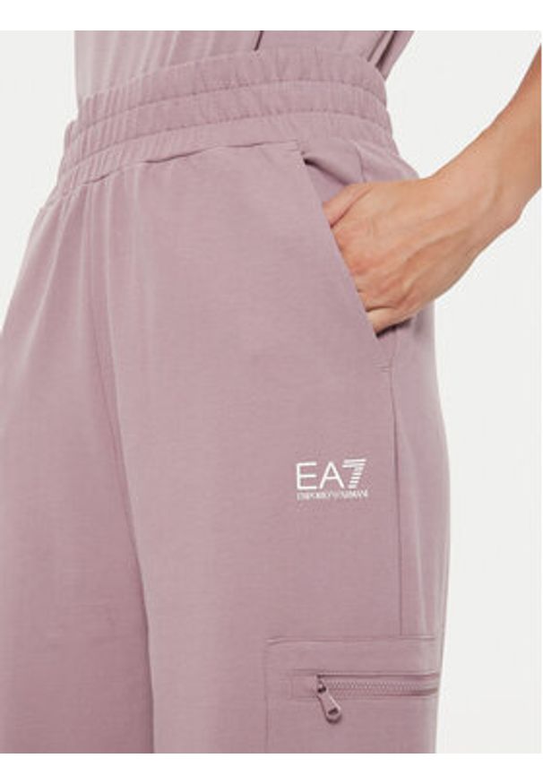EA7 Emporio Armani Dres 6DTV58 TJVHZ 1341 Różowy Regular Fit. Kolor: różowy. Materiał: bawełna