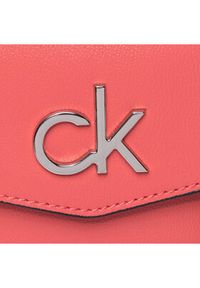 Calvin Klein Torebka Re-Lock Phone Pouch K60K606533 Czerwony. Kolor: czerwony. Materiał: skórzane #5