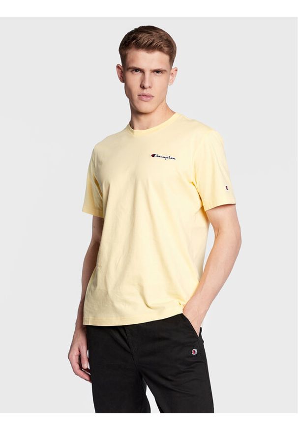 Champion T-Shirt Small Script Logo Embroidery 218006 Żółty Regular Fit. Kolor: żółty. Materiał: bawełna