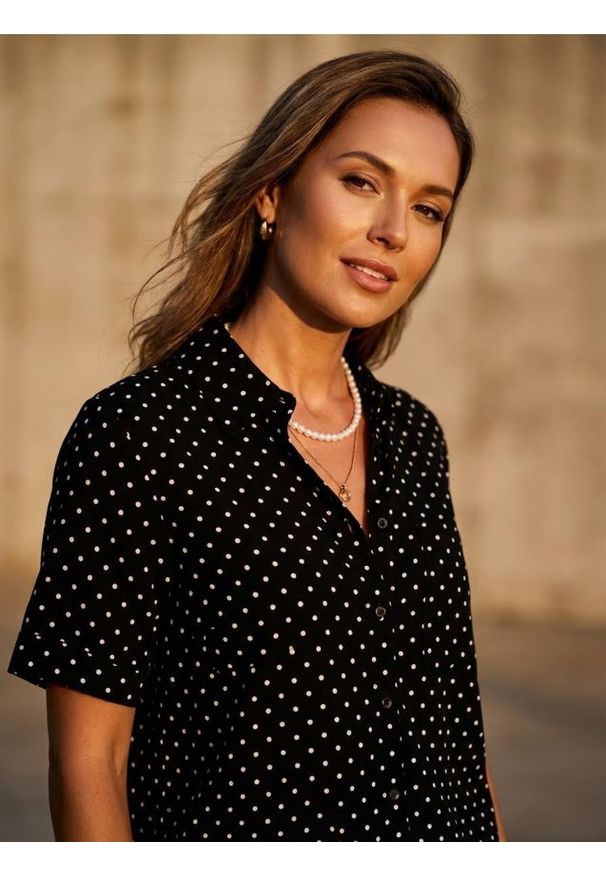 Sinsay - Koszula z krótkim rękawem - wielobarwny. Długość rękawa: krótki rękaw. Długość: krótkie