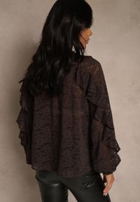 Renee - Brązowa Koronkowa Bluzka z Falbankami Sewrana. Typ kołnierza: kołnierz z falbankami. Kolor: brązowy. Materiał: koronka. Styl: elegancki #4