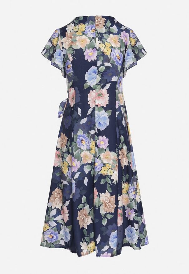 Born2be - Niebieska Kwiatowa Sukienka z Kopertowym Dekoltem Atorina. Okazja: na co dzień, do pracy, na spotkanie biznesowe. Typ kołnierza: dekolt kopertowy. Kolor: niebieski. Wzór: kwiaty. Typ sukienki: kopertowe. Styl: biznesowy, casual