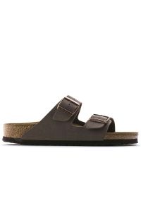 Klapki Birkenstock Arizona Birko-Flor 151181 - brązowe. Okazja: na co dzień. Zapięcie: pasek. Kolor: brązowy. Materiał: włókno, skóra, syntetyk, welur. Szerokość cholewki: normalna. Wzór: paski. Sezon: lato