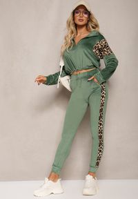 Renee - Zielony Komplet Dresowy z Weluru z Krótką Bluzą i Spodniami Joggerami z Panterkowym Wzorem Limitta. Kolor: zielony. Materiał: welur, dresówka
