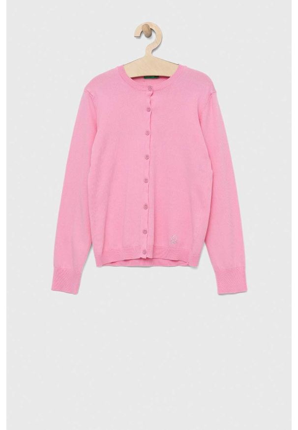 United Colors of Benetton kardigan dziecięcy kolor różowy lekki. Okazja: na co dzień. Kolor: różowy. Materiał: dzianina. Styl: casual