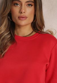 Renee - Czerwona Bluza Diyo. Kolor: czerwony. Materiał: polar, jeans, materiał. Długość rękawa: długi rękaw. Długość: długie. Wzór: jednolity, prążki. Sezon: zima, jesień. Styl: klasyczny #5