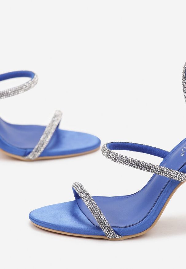 Renee - Niebieskie Sandały na Szpilce z Paskiem Sprężyną w Cyrkonie Fanuelia. Zapięcie: pasek. Kolor: niebieski. Obcas: na szpilce. Styl: glamour