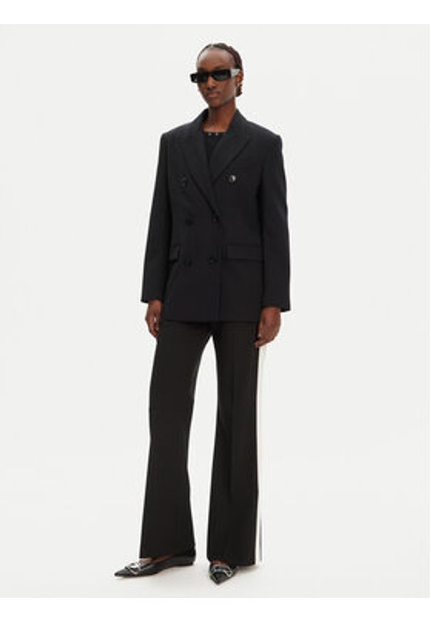 Hugo - HUGO Spodnie materiałowe Hizana 50544753 Czarny Flare Fit. Kolor: czarny. Materiał: syntetyk