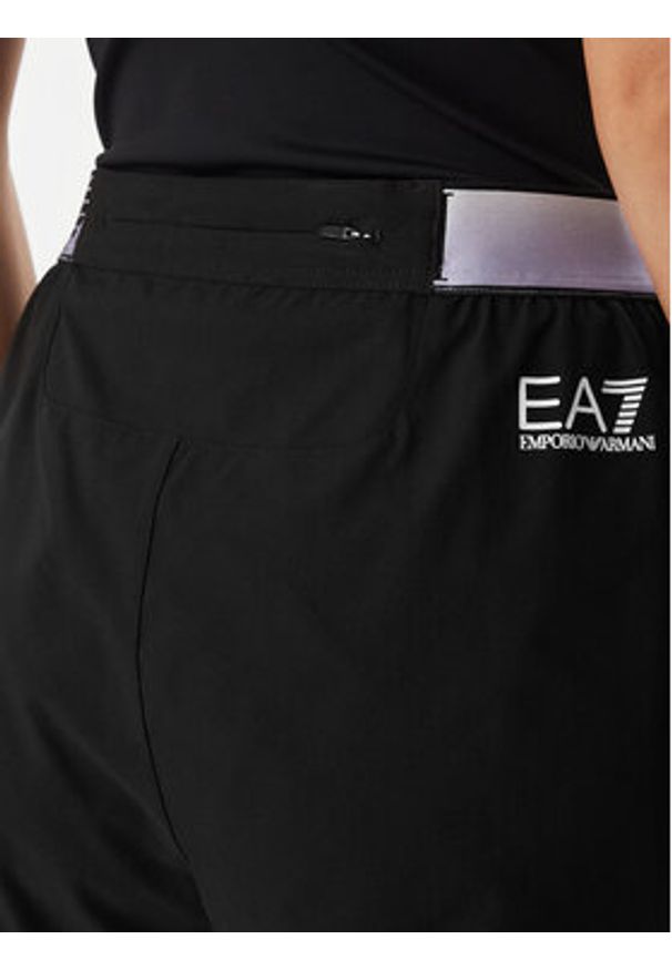 EA7 Emporio Armani Szorty sportowe 7W000931 AF15724 UC001 Czarny Regular Fit. Kolor: czarny. Materiał: syntetyk
